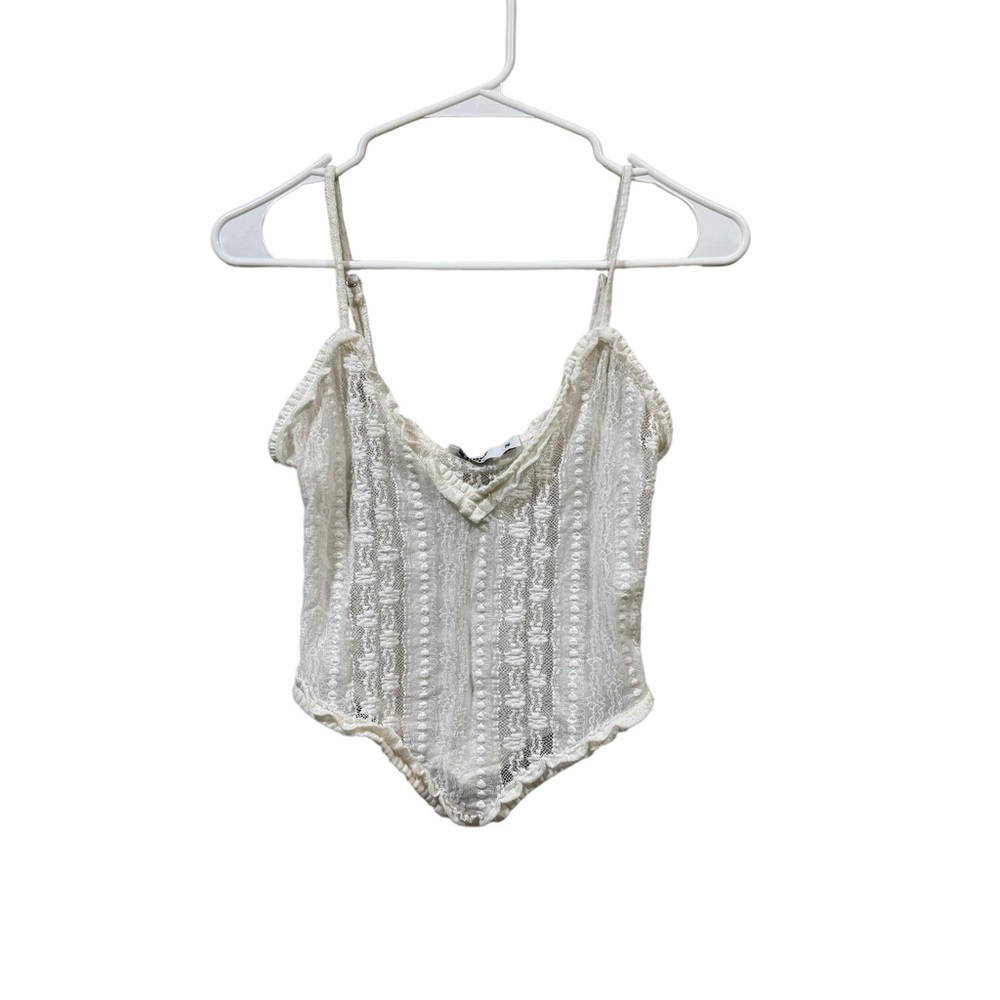 Tiger Mist Sopha floral lace mesh crop tank top w/ asymmetrical hem